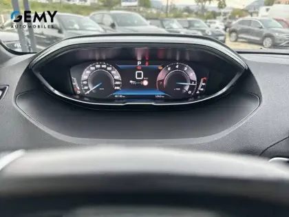 Photo 13 Peugeot 3008  PureTech 130ch S&S EAT8