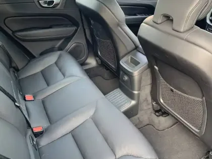 Photo 35 Volvo Xc60  T6 AWD Hybride rechargeable 253 ch+145 ch Geartronic 8