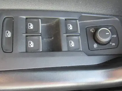 Photo 28 Volkswagen Polo  1.0 TSI 95 S&S DSG7