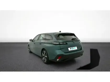 Photo 37 Peugeot 308  SW PHEV 180 e-EAT8