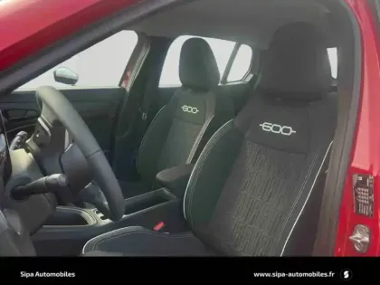 Photo 54 Fiat 600  T-Gen 3 1.2 Hybrid 110ch eDCT6