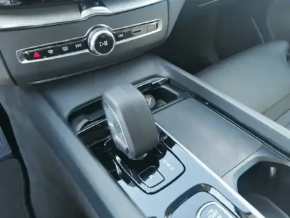 Photo 19 Volvo Xc60  T6 Recharge AWD 253 ch + 145 ch Geartronic 8