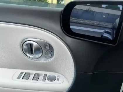 Photo 17 Hyundai Ioniq 9  110 kWh - 428 ch HTRAC Performance