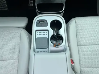 Photo 12 Hyundai Ioniq 9  110 kWh - 428 ch HTRAC Performance