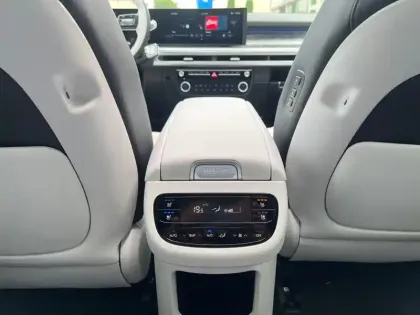 Photo 15 Hyundai Ioniq 9  110 kWh - 428 ch HTRAC Performance