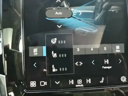 Photo 25 Volvo Xc90  T8 AWD Hybride Rechargeable 310+145 ch Geartronic 8 7pl