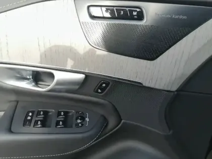 Photo 16 Volvo Xc90  T8 AWD Hybride Rechargeable 310+145 ch Geartronic 8 7pl