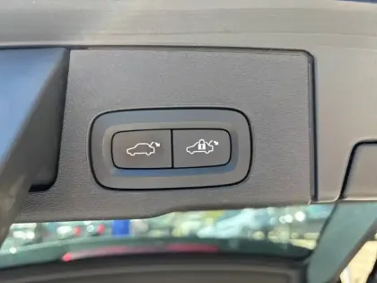 Photo 19 Volvo Xc60  T8 Recharge AWD 303 ch + 87 ch Geartronic 8