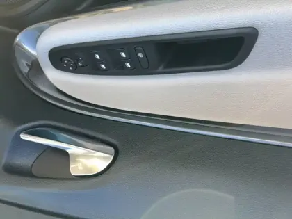 Photo 18 Fiat 600 e 54 kWh 156 ch