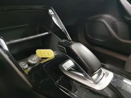 Photo 33 Peugeot 2008  Moteur électrique 136 ch