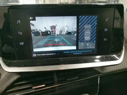 Photo 17 Peugeot 2008  Moteur électrique 136 ch