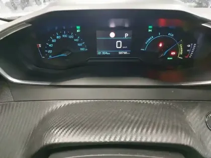 Photo 29 Peugeot 2008  Moteur électrique 136 ch