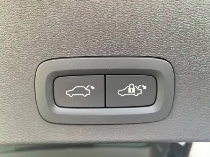 Photo 10 Volvo Xc40  B3 163 ch DCT7