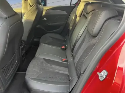 Photo 41 Peugeot 308  BlueHDi 130ch S&S EAT8