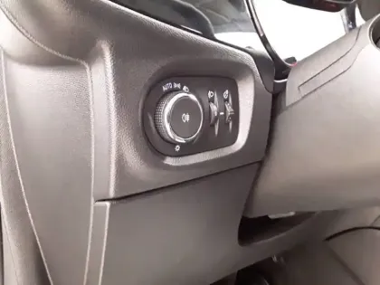 Photo 68 Opel Corsa  1.2 75 ch BVM5