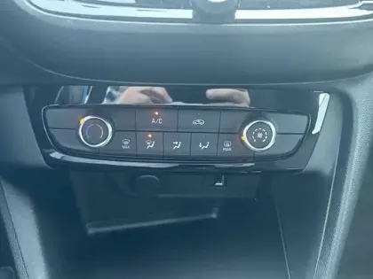 Photo 40 Opel Corsa  1.2 75 ch BVM5