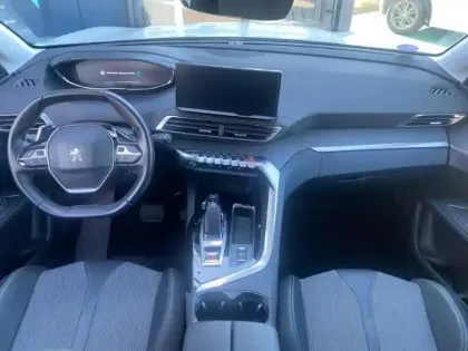 Photo 11 Peugeot 3008  HYBRID 225ch Allure Pack e-EAT8