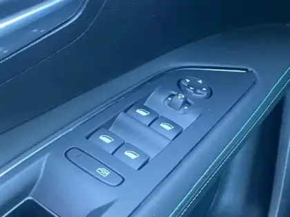 Photo 9 Peugeot 3008  HYBRID 225ch Allure Pack e-EAT8