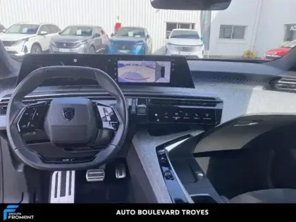 Photo 7 Peugeot 3008  Hybrid 136ch GT e-DCS6