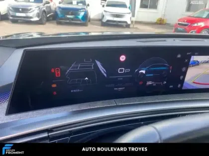 Photo 9 Peugeot 3008  Hybrid 136ch GT e-DCS6