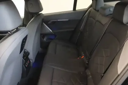 Photo 13 BMW Serie 5 i5 M60 xDrive 601 ch