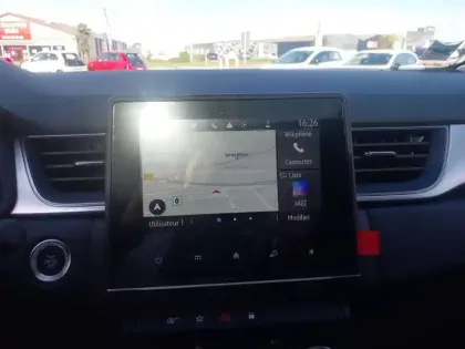 Photo 11 Renault Captur  mild hybrid 160 EDC