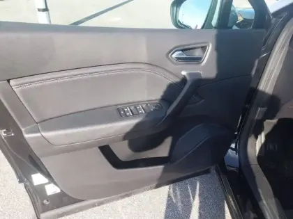 Photo 10 Renault Captur  mild hybrid 160 EDC