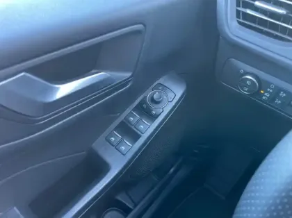 Photo 5 Ford Kuga 2.5 Duratec 190ch FHEV E85 ST-Line BVA