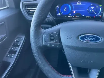 Photo 15 Ford Kuga 2.5 Duratec 190ch FHEV E85 ST-Line BVA