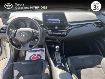 Photo 7 Toyota C-HR  122h Collection 2WD E-CVT RC18