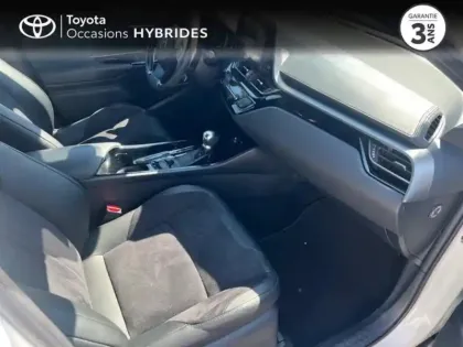 Photo 5 Toyota C-HR  122h Collection 2WD E-CVT RC18