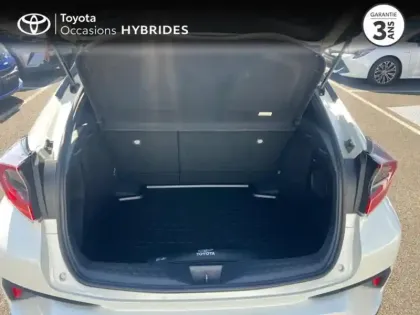 Photo 9 Toyota C-HR  122h Collection 2WD E-CVT RC18