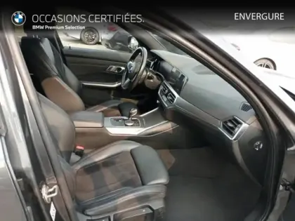 Photo 8 BMW Serie 3 Série 3 318dA MH 150ch M Sport