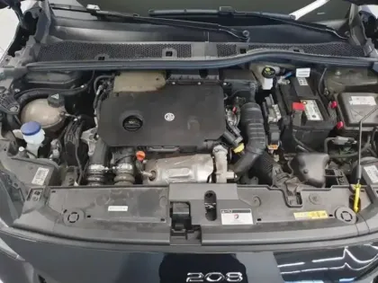 Photo 9 Peugeot 208  1.5 BlueHDi 100ch S&S Active