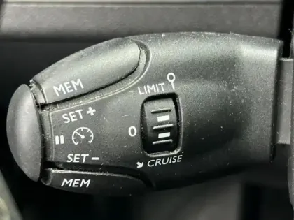 Photo 11 Peugeot 3008 Gén. II Ph1 Allure 5