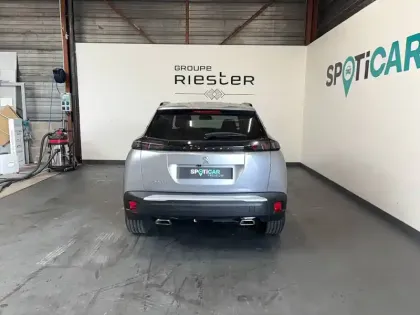 Photo 5 Peugeot 2008  PureTech 130 S&S EAT8