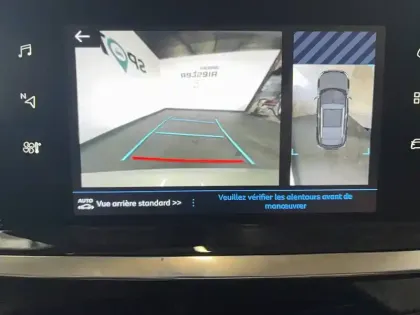 Photo 14 Peugeot 2008  PureTech 130 S&S EAT8