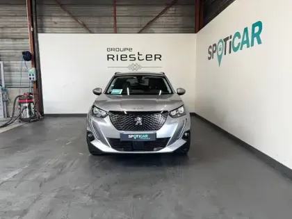 Photo 1 Peugeot 2008  PureTech 130 S&S EAT8