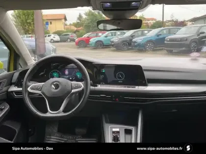 Photo 8 Volkswagen Golf  1.5 eTSI OPF 130 DSG7