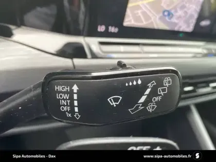 Photo 19 Volkswagen Golf  1.5 eTSI OPF 130 DSG7