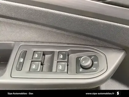 Photo 25 Volkswagen Golf  1.5 eTSI OPF 130 DSG7