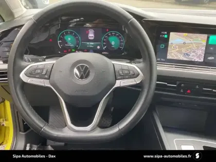 Photo 14 Volkswagen Golf  1.5 eTSI OPF 130 DSG7