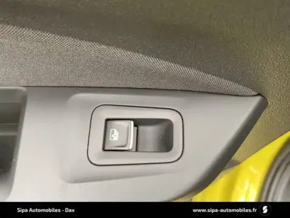 Photo 33 Volkswagen Golf  1.5 eTSI OPF 130 DSG7