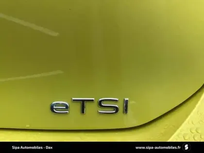 Photo 28 Volkswagen Golf  1.5 eTSI OPF 130 DSG7