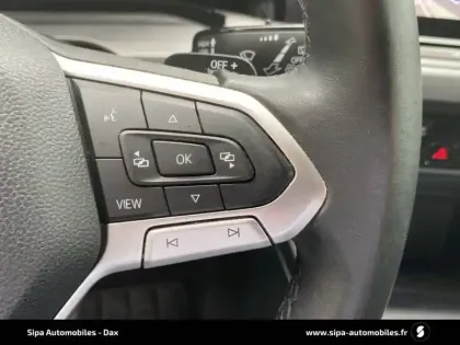 Photo 18 Volkswagen Golf  1.5 eTSI OPF 130 DSG7