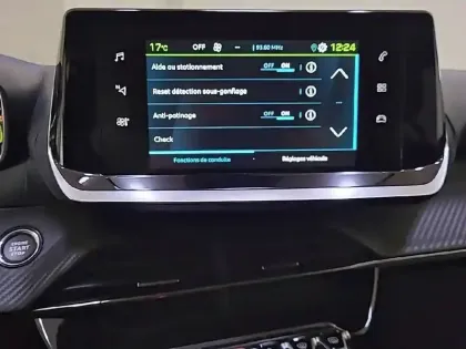 Photo 20 Peugeot 208  Electrique 50 kWh 136ch