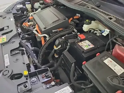 Photo 14 Peugeot 208  Electrique 50 kWh 136ch