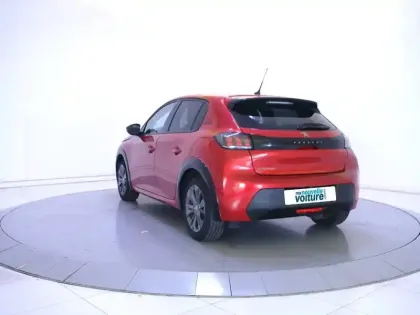 Photo 6 Peugeot 208  Electrique 50 kWh 136ch