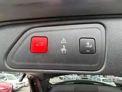 Photo 17 Peugeot 3008 Gén. II Ph1 Allure 5