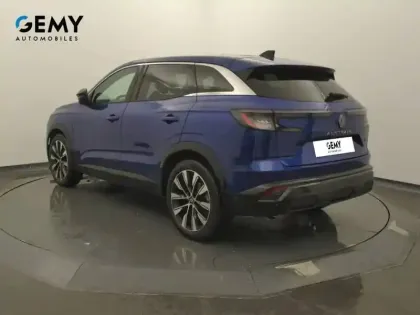 Photo 27 Renault Austral  E-Tech full hybrid 200 GSR2